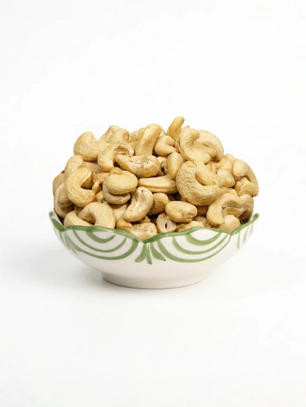 Raw Vietnamese Cashews (400 gram±)